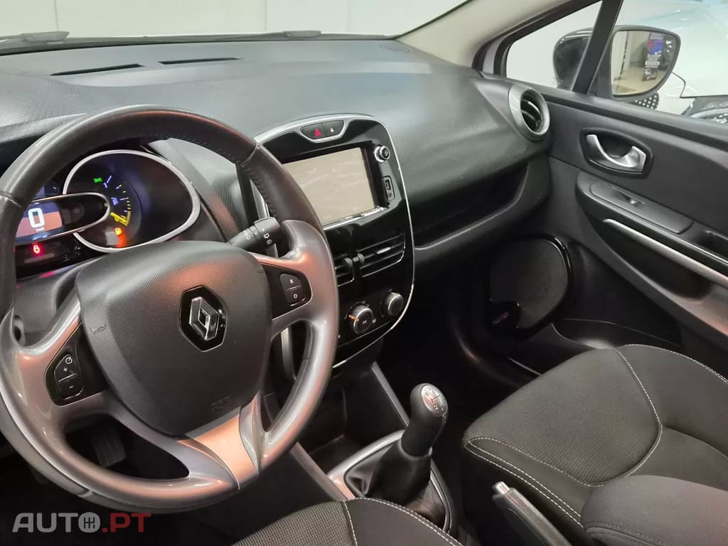 Renault Clio Sport Tourer 1.5 DCi BUSINESS — fotografia 8