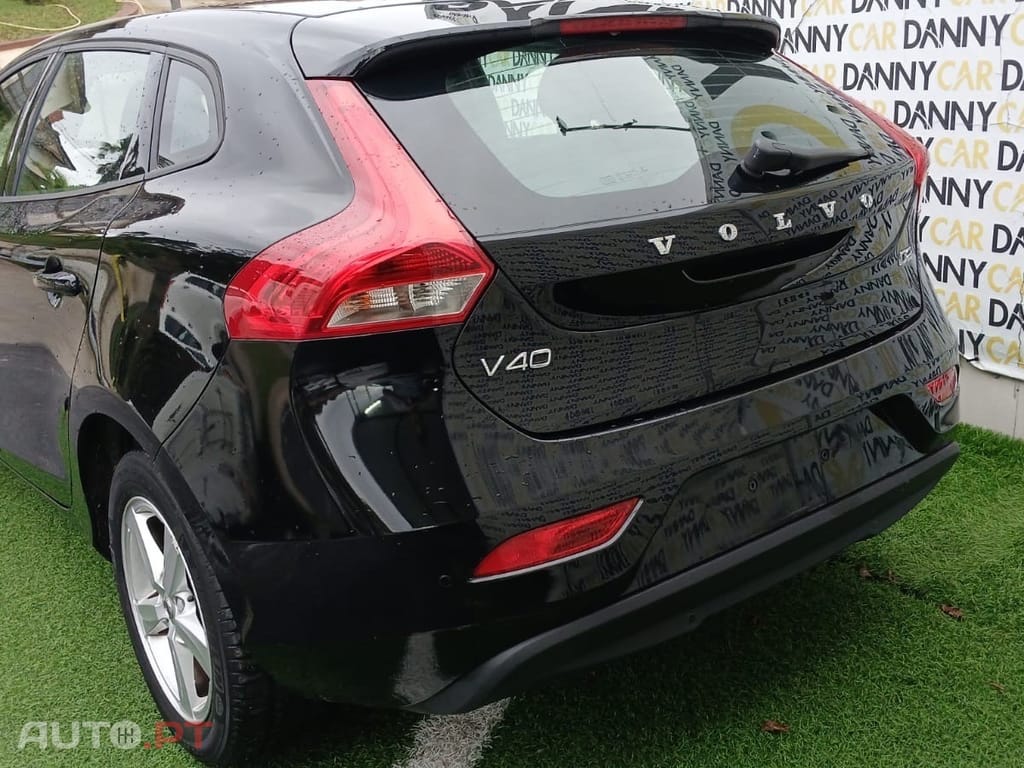Volvo V40 2.0 D3 Kinetic