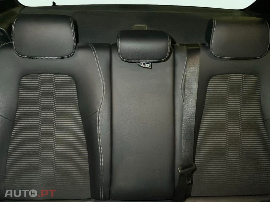 Mercedes-Benz A 250 e Style Plus