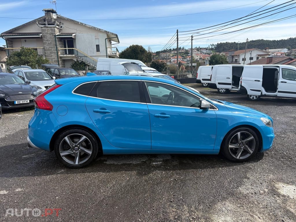 Volvo V40 1.6 D2 R-Design