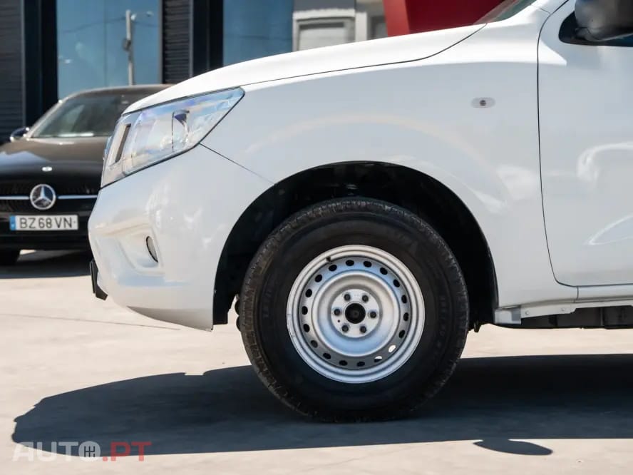 Nissan Navara 2.5 dCi CD LE
