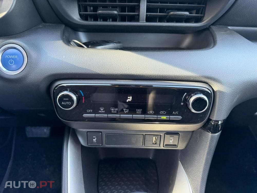 Mazda 2 1.5 L Hybrid VVT-i Agile