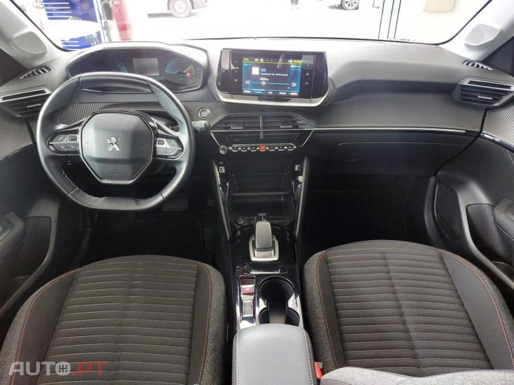 Peugeot E-208 50 kWh Active