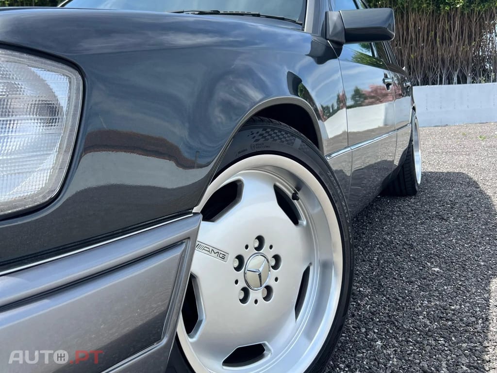 Mercedes-Benz E 280 Classic