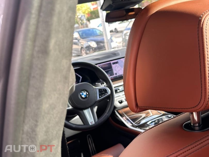 BMW X7 40 d xDrive Pack M Desportivo Pro