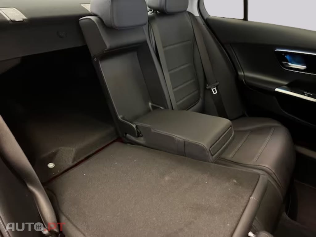Mercedes-Benz C 300 I.V.A DEDUTIVEL de AMG