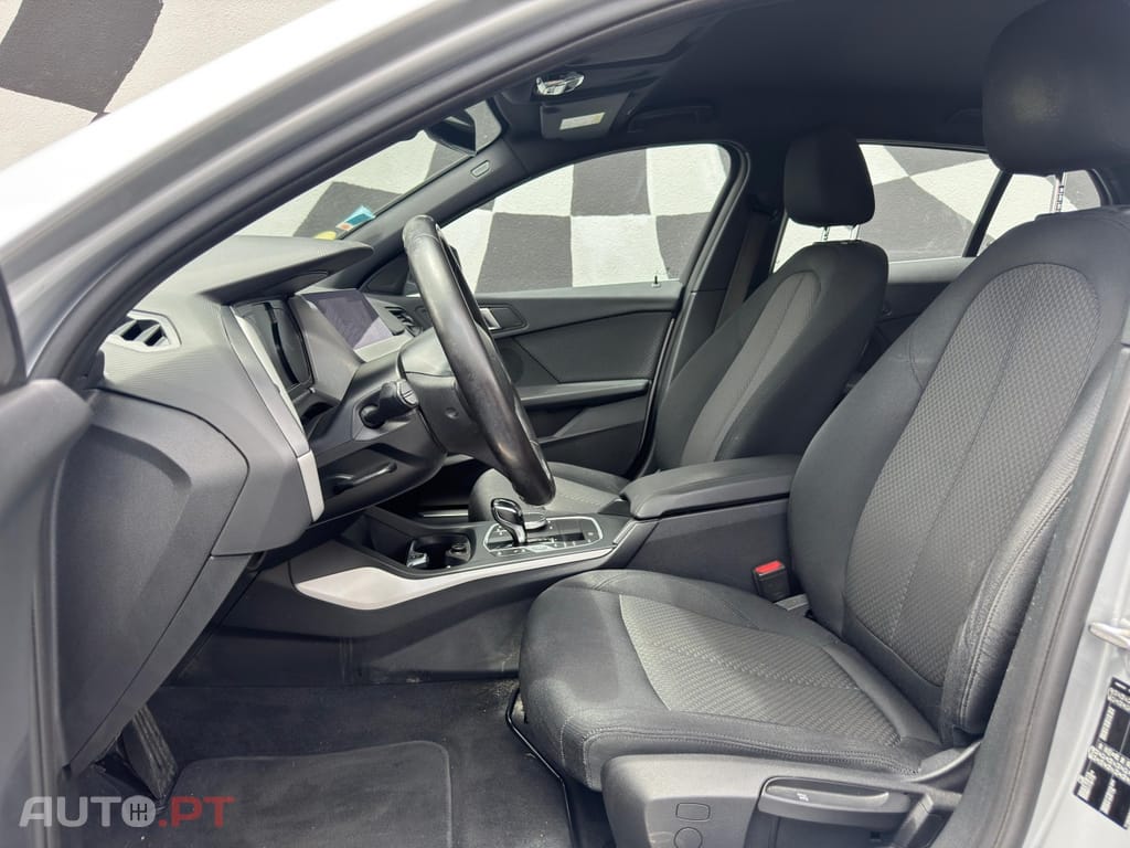 BMW 116 D DCT BUSINESS DESIGN