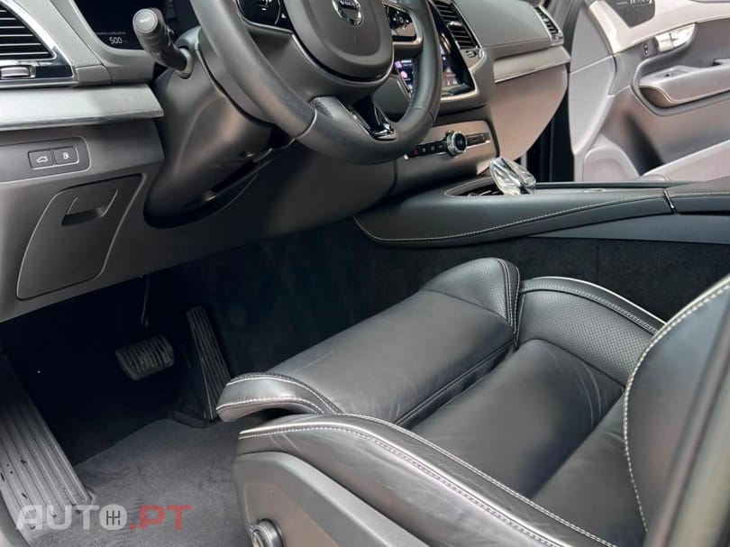 Volvo XC90 2.0 T8 PHEV R-Design AWD