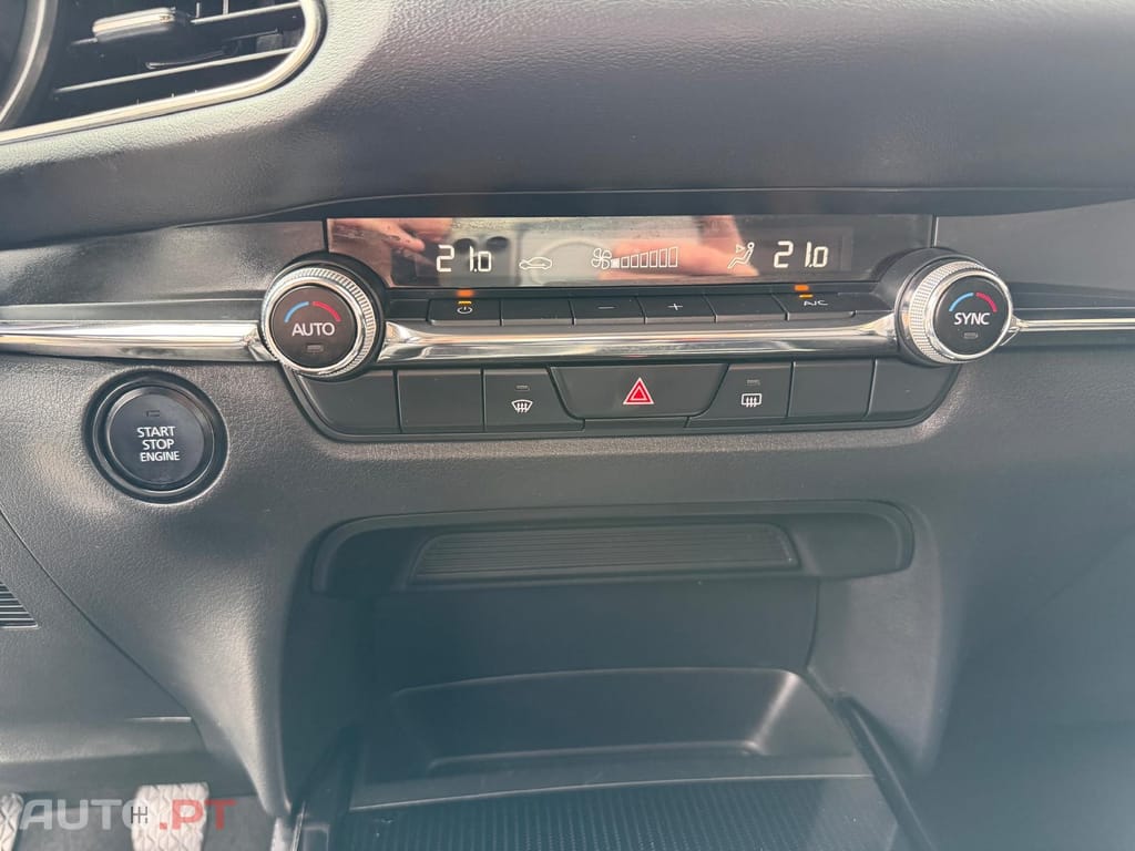 Mazda CX-30 2.0 e-Skyactiv-G Exclusive-line