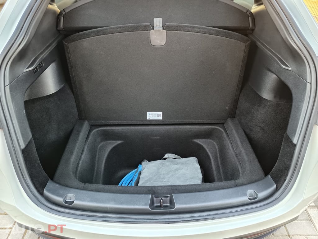 Tesla Model Y Tração Traseira