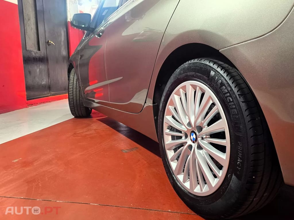 BMW 216 d Line Luxury
