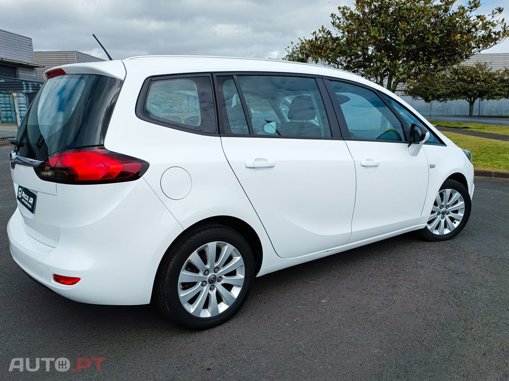 Opel Zafira Tourer C