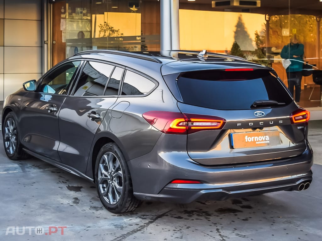 Ford Focus SW 1.0 EcoBoost ST-Line