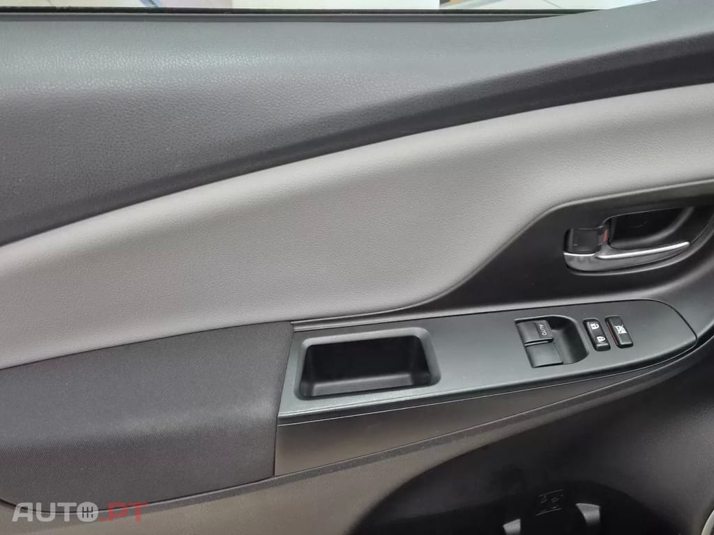 Toyota Yaris 1.0 VVT-i Comfort