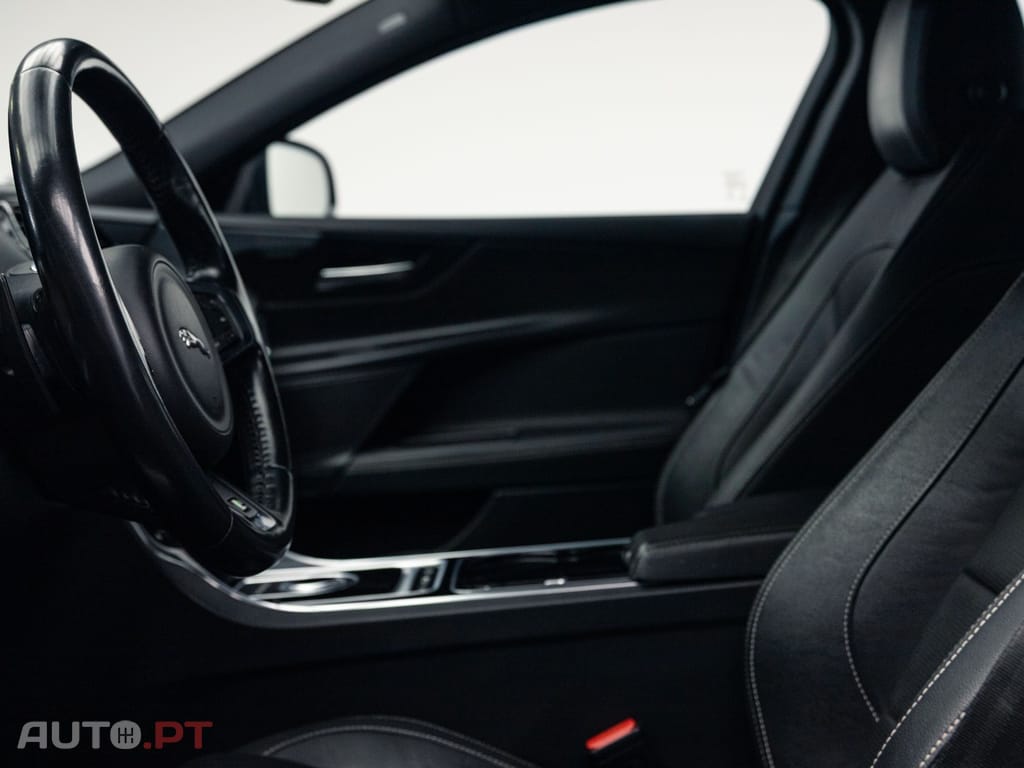 Jaguar XE 2.0 D R-Sport Aut.