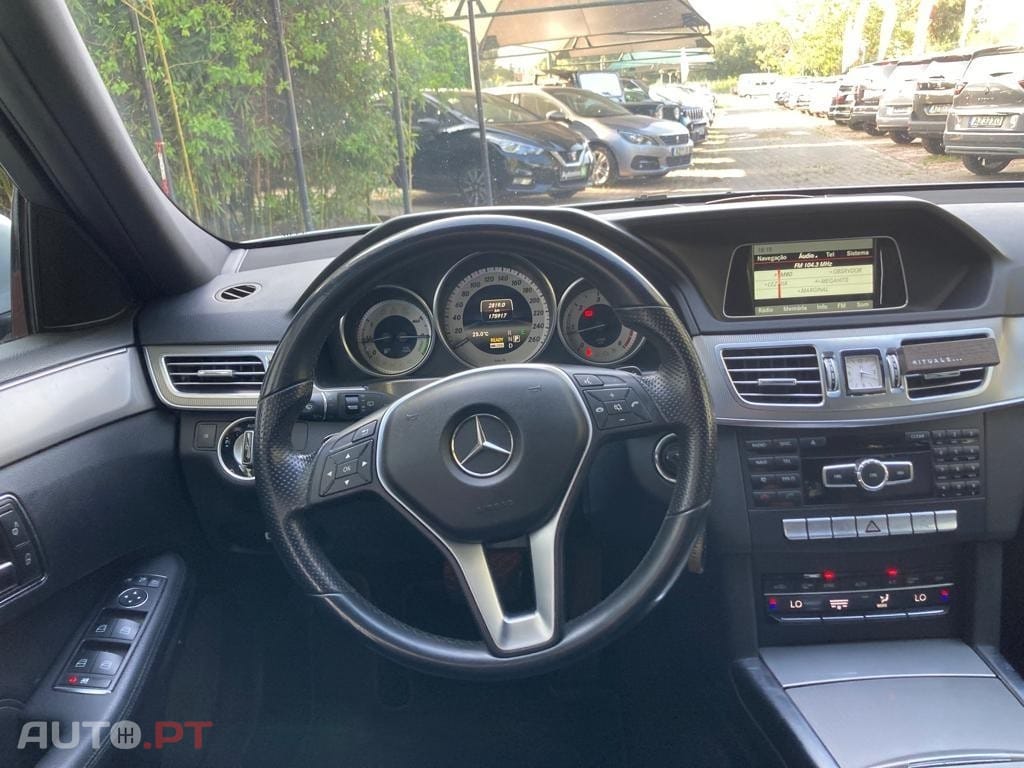 Mercedes-Benz E 300 Bluetec Hybrid Avantgarde