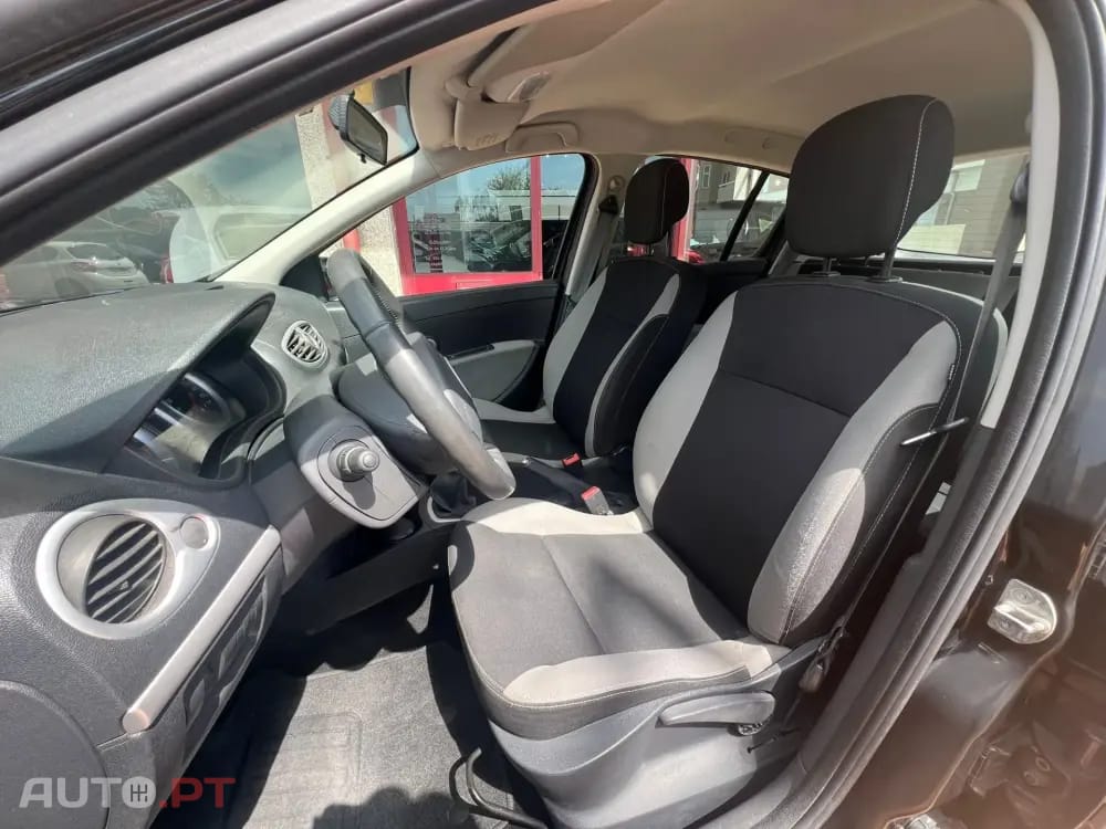 Renault Clio 1.2 16V Dynamique S