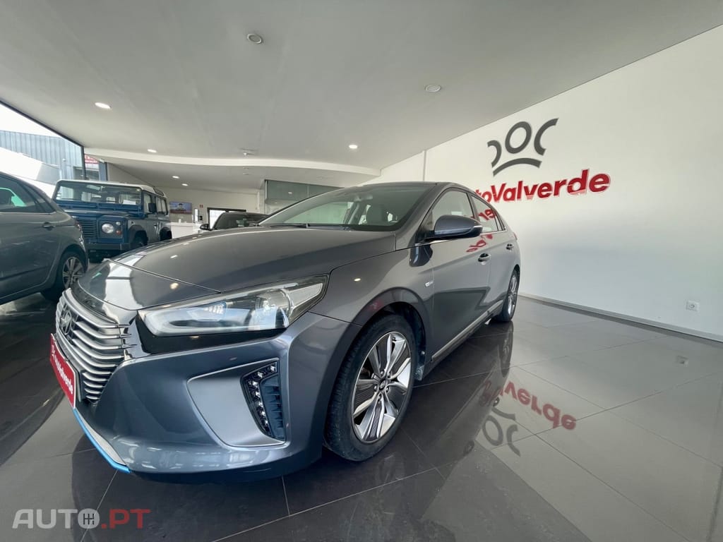 Hyundai Ioniq 1.6 GDI HEV Hybrid Tech