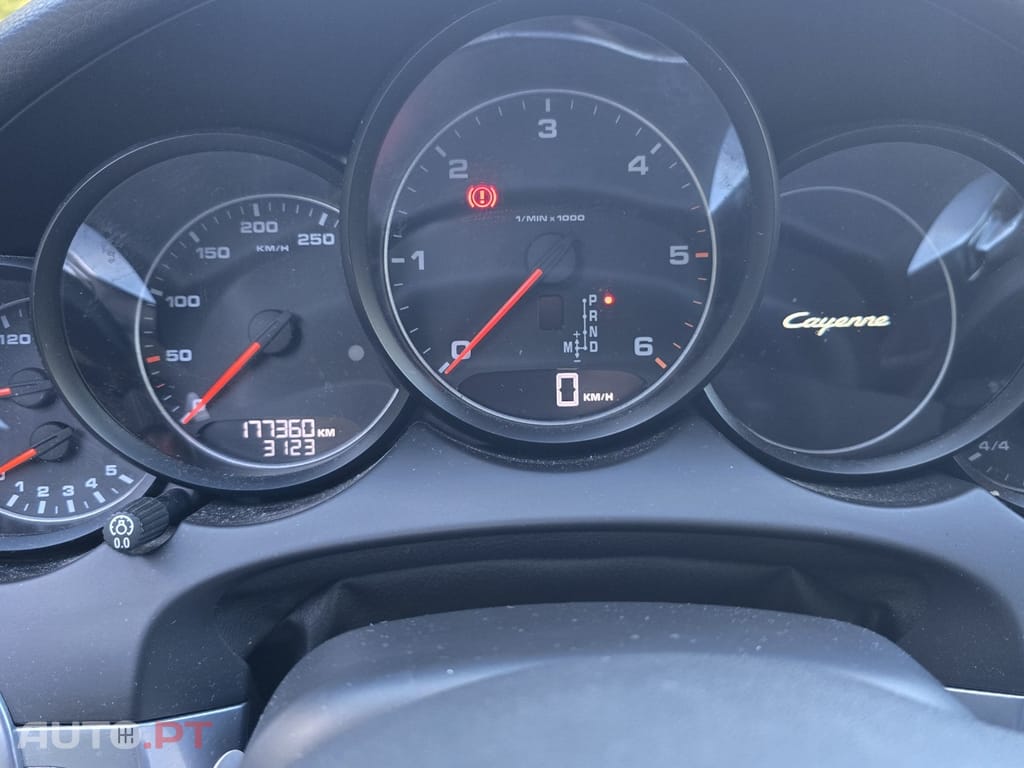 Porsche Cayenne Platinum Edition