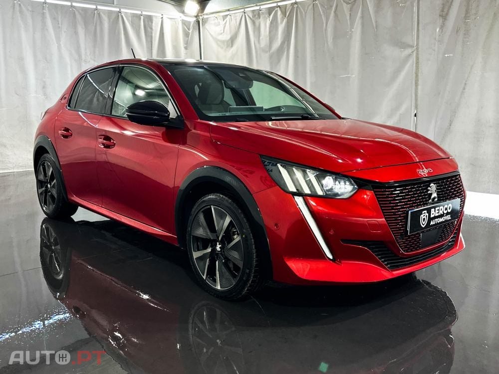 Peugeot E-208 50 kWh GT Pack