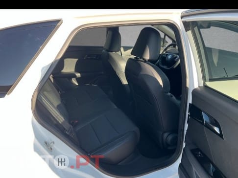 MG MG4 4 Luxury 64 kWh