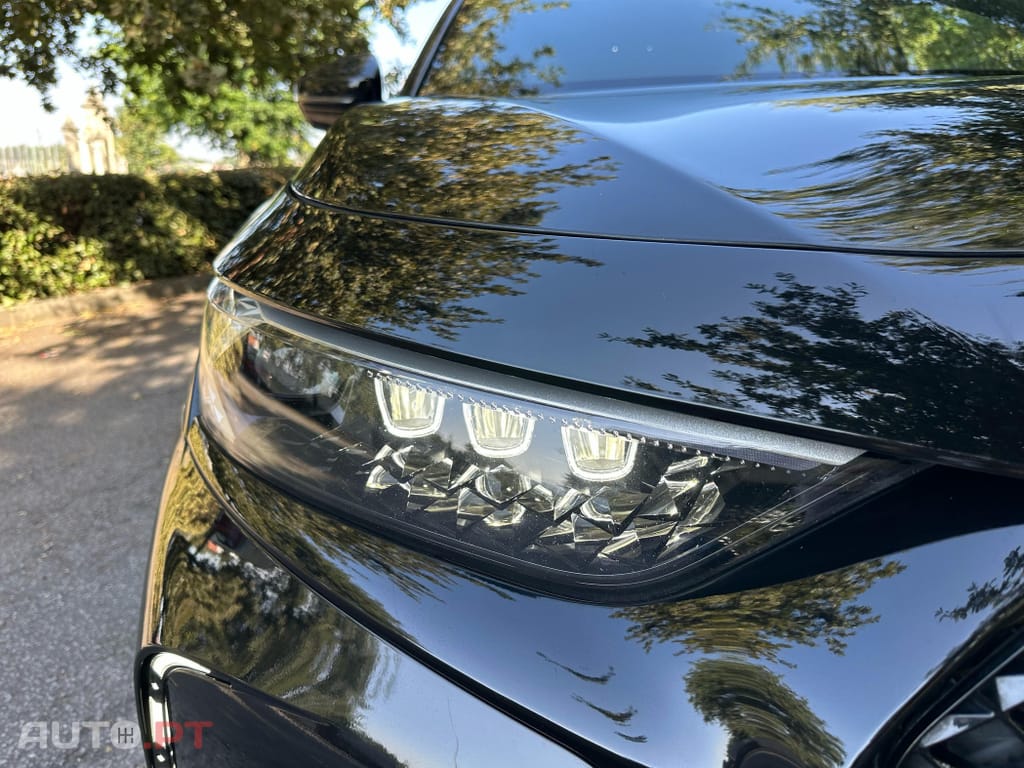 DS DS7 Crossback E-Tense Performance Line+ EAT8