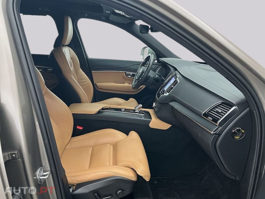 Volvo XC90 I.V.A DEDUTIVEL T8