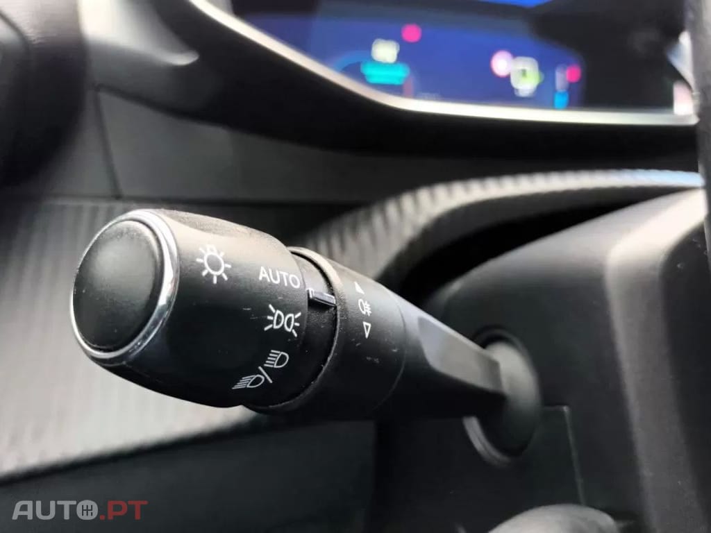 Peugeot E-208 Allure Pack