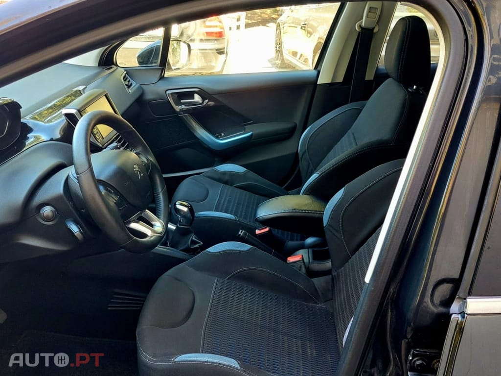 Peugeot 208 1.2 VTi Active