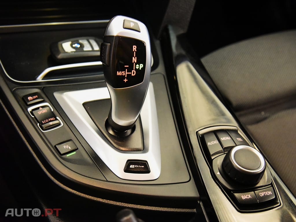 BMW 330 e iPerfomance Line Sport