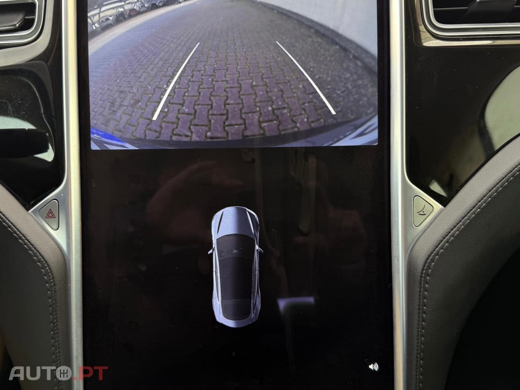 Tesla Model S 85D