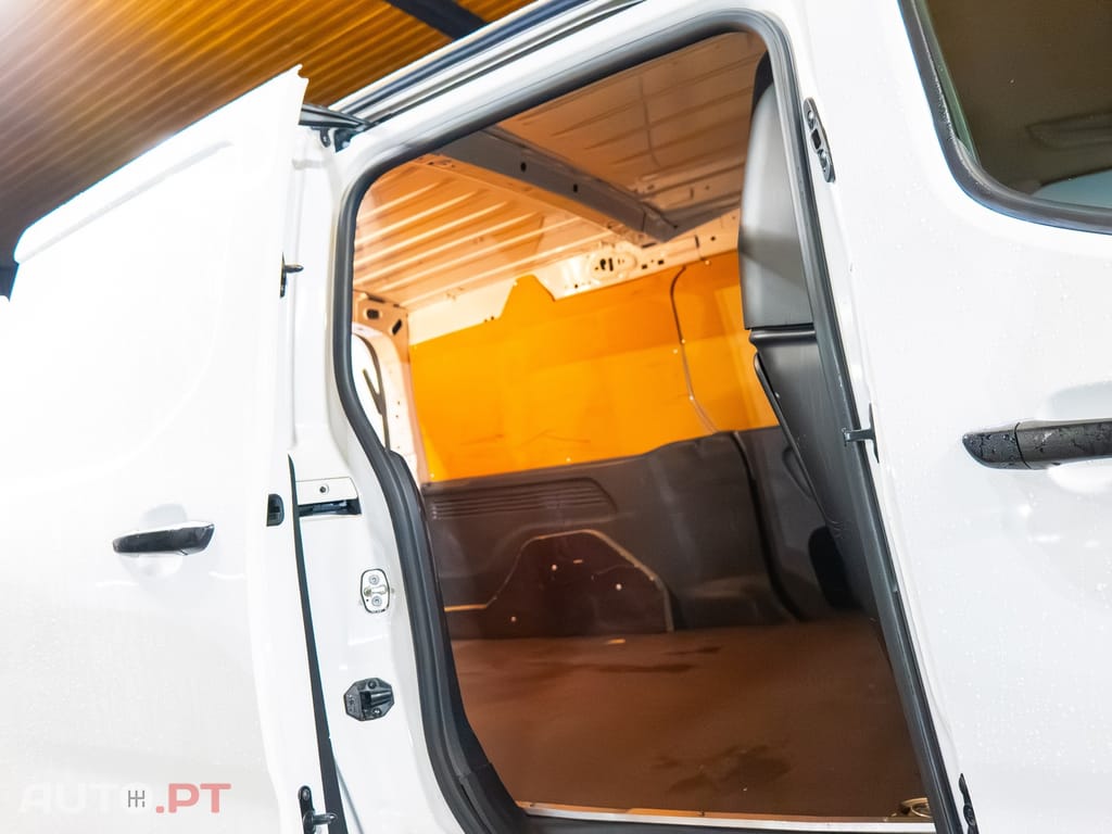 Peugeot Partner 1.5 BlueHDi Pro Longa