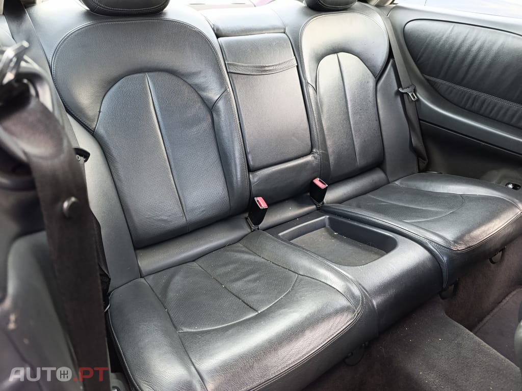 Mercedes-Benz CLK 200 Coupe Kompressor Auto Elegance