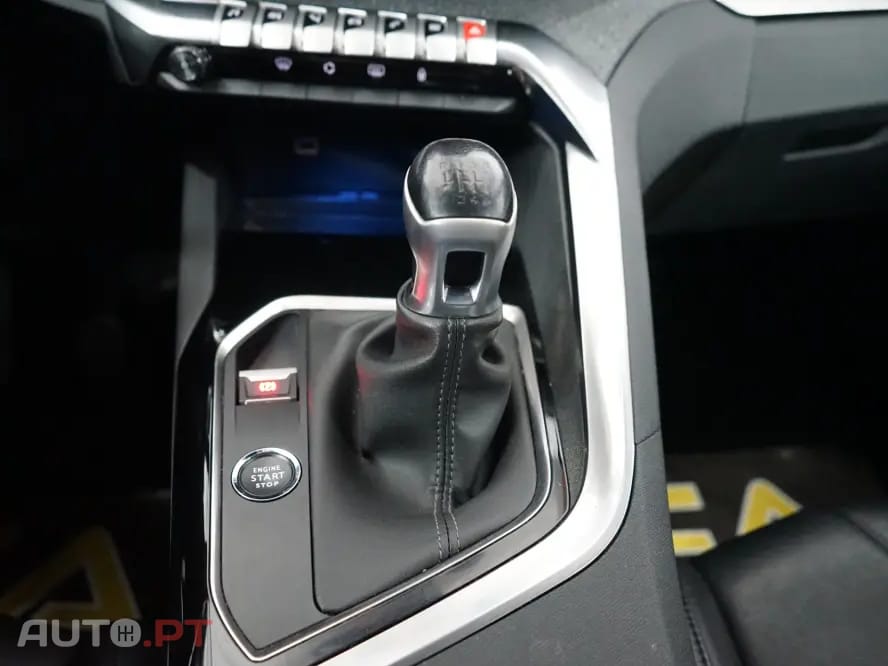 Peugeot 5008 1.2 PureTech Allure Pack