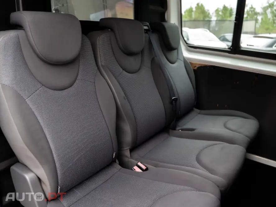 Citroen Jumpy 1.6 HDi L2H1 Semi-Vidrada