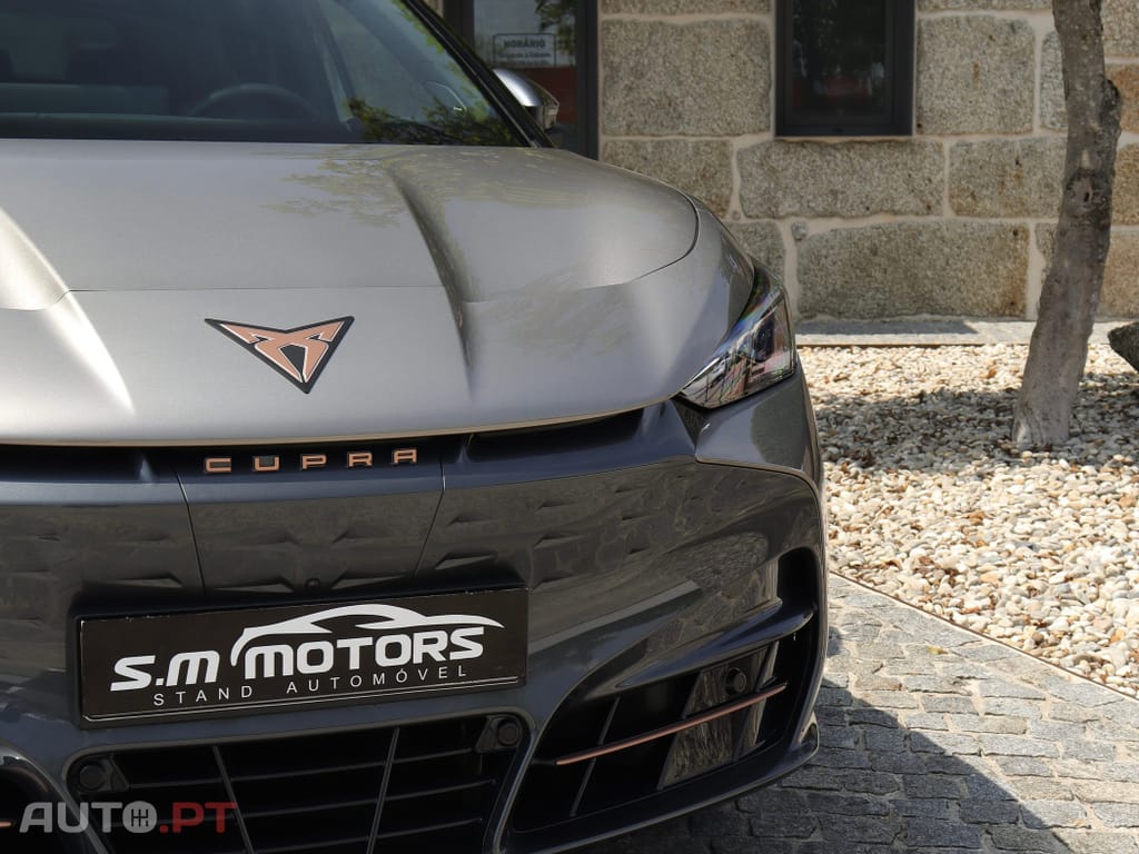 Cupra Tavascan 77 kWh Adrenaline