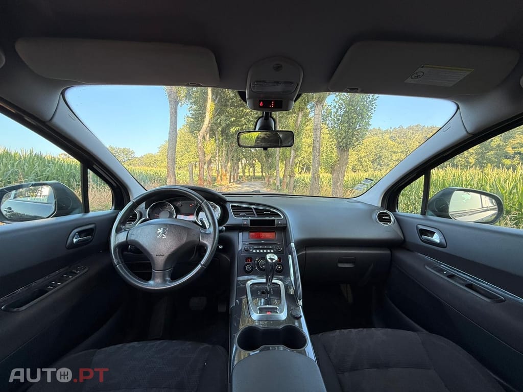 Peugeot 3008 1.6 HDi Executive CMP6