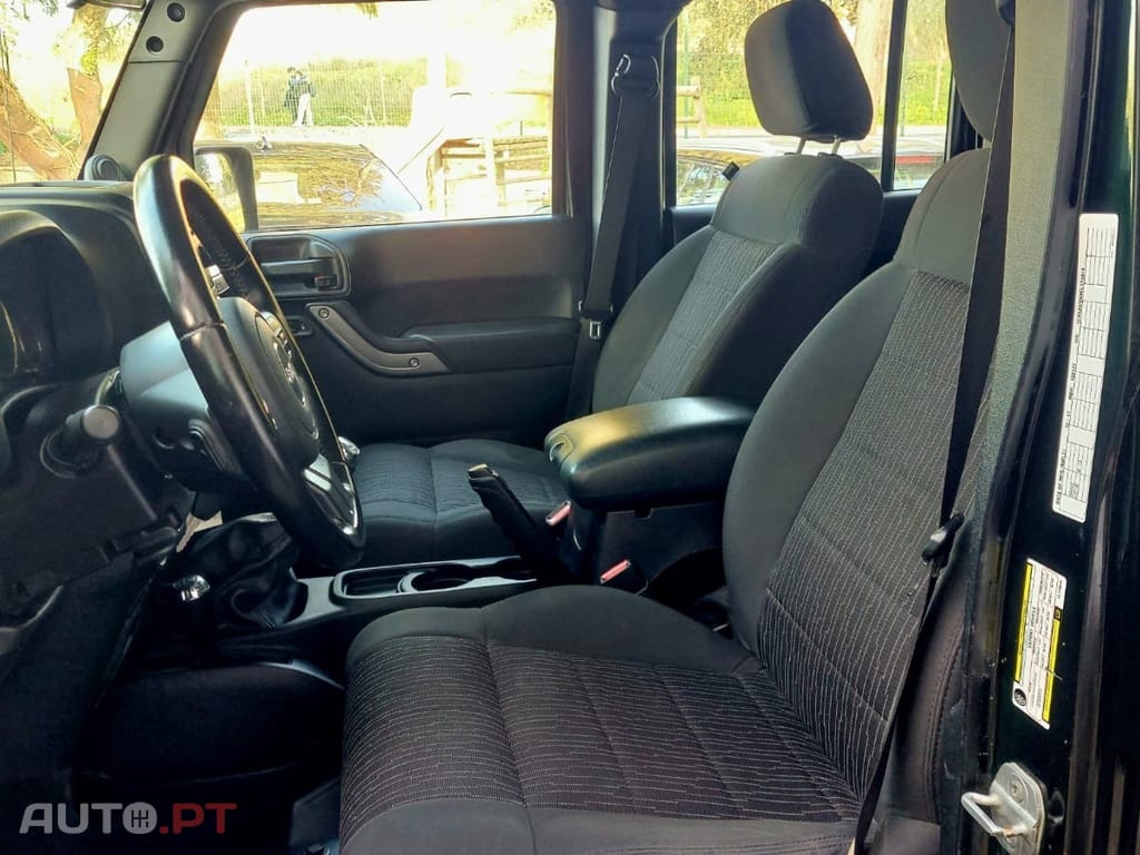 Jeep Wrangler SPORT