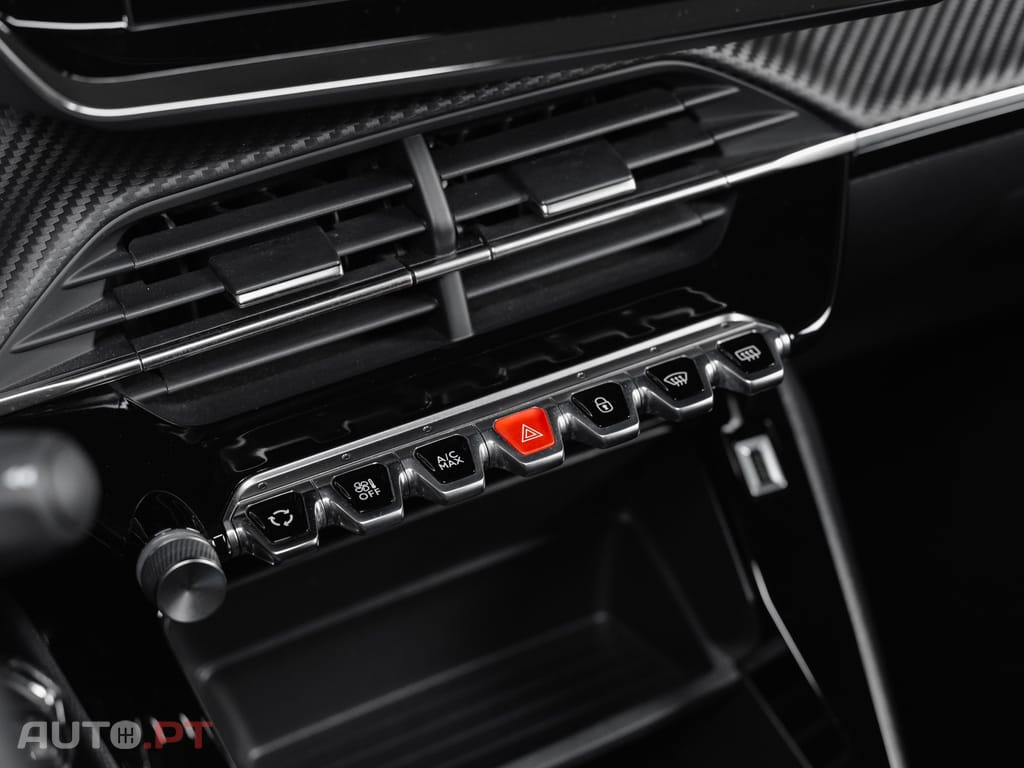 Peugeot 2008 1.2 PureTech Active