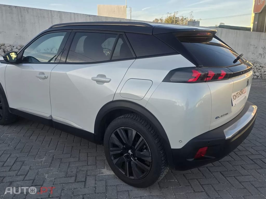Peugeot E-2008 GT Pack