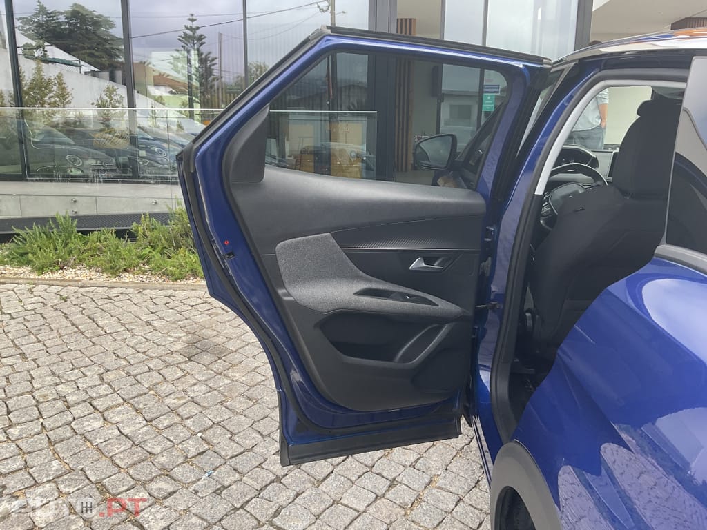 Peugeot 3008 1.5 BlueHDi Active