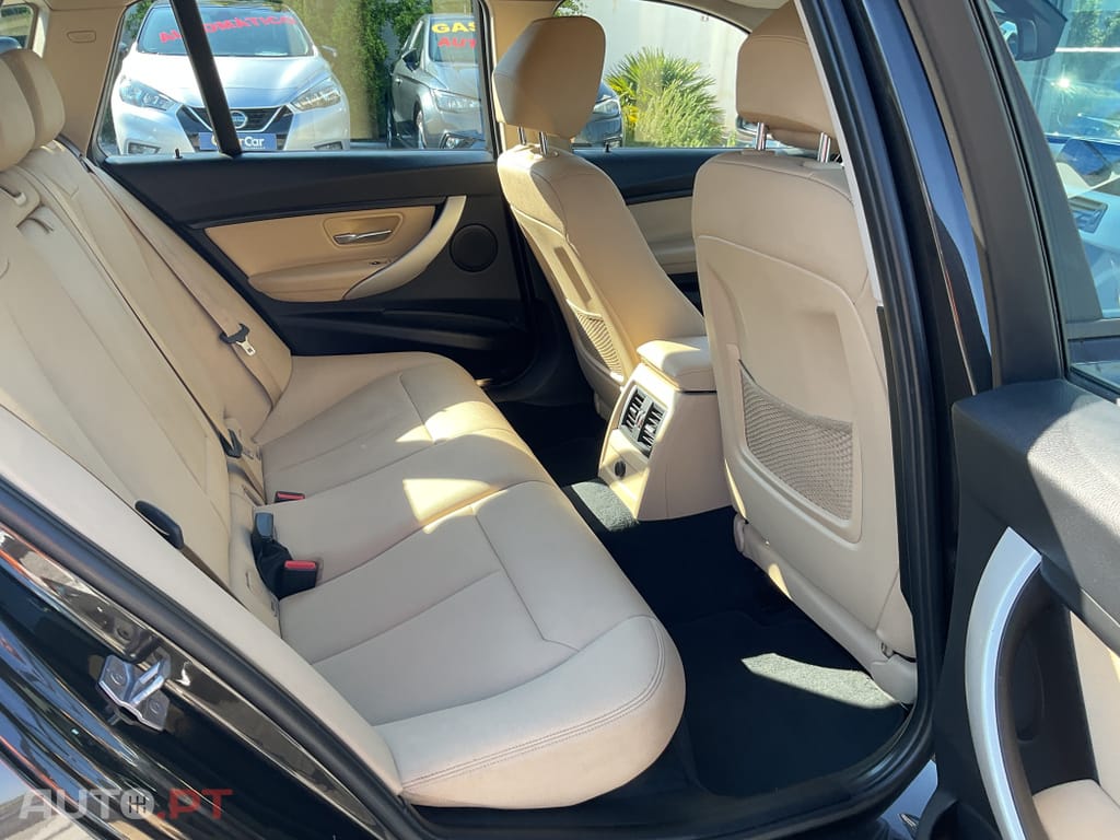 BMW 318 d Auto