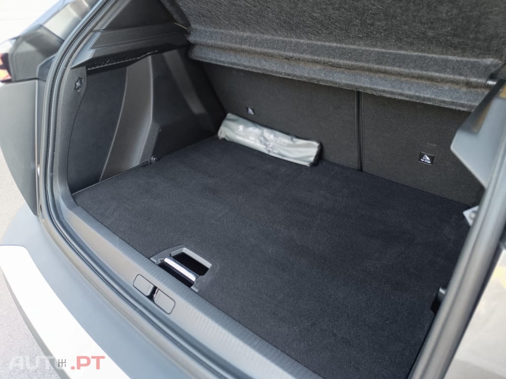 Peugeot 2008 1.2 PureTech Allure Pack EAT8