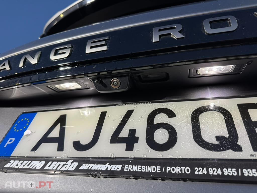 Land Rover Evoque 1.5 P300e AWD R-Dynamic S Auto