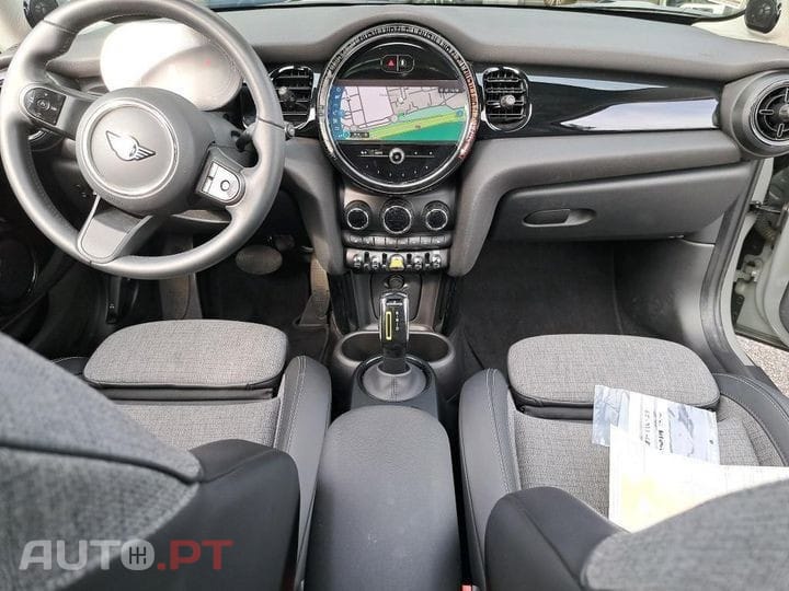 MINI Cooper Cooper SE