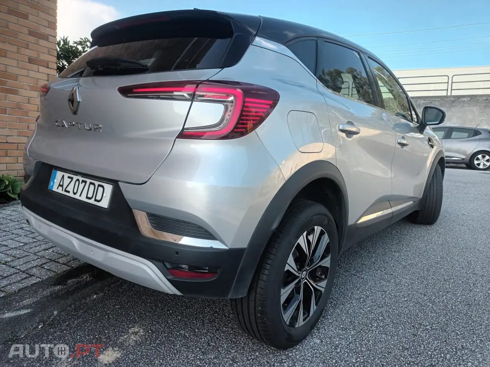 Renault Captur 1.0 TCe Techno Bi-Fuel