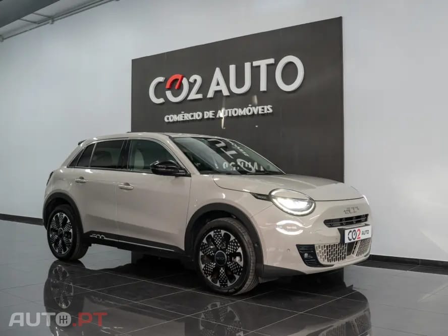 Fiat 600e 54 kWh La Prima