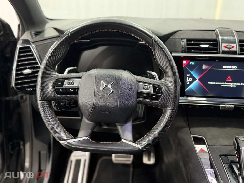 DS DS7 Crossback E-Tense Performance Line EAT8