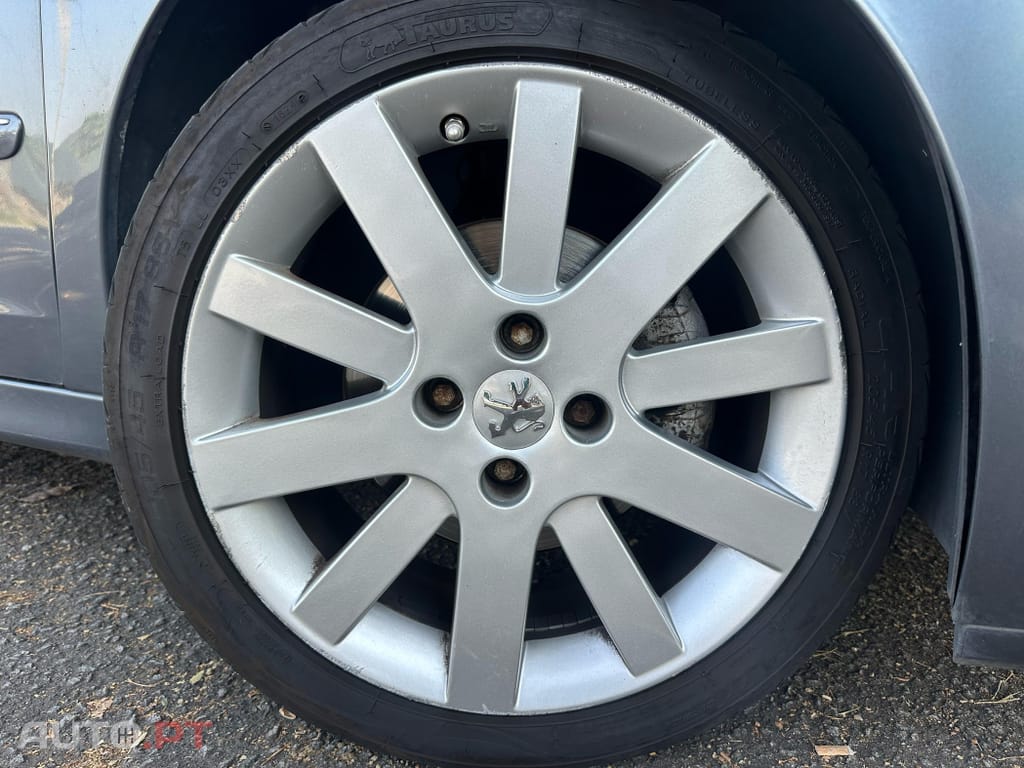 Peugeot 207 CC 1.6 VTi Active
