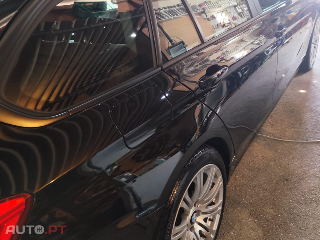 BMW 318 xDrive Touring (F31)